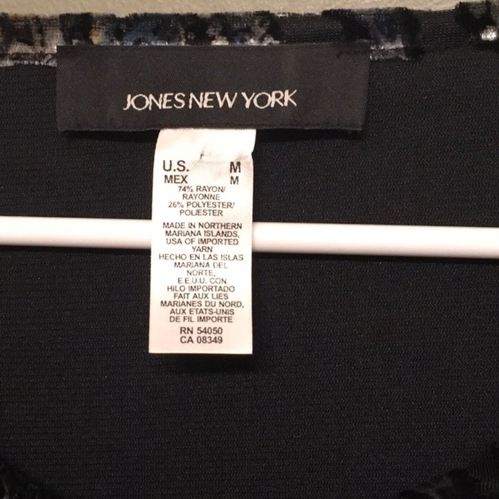 Jones New York top women’s size M shirt silky velour feel mesh inserts artsy - Picture 4 of 13